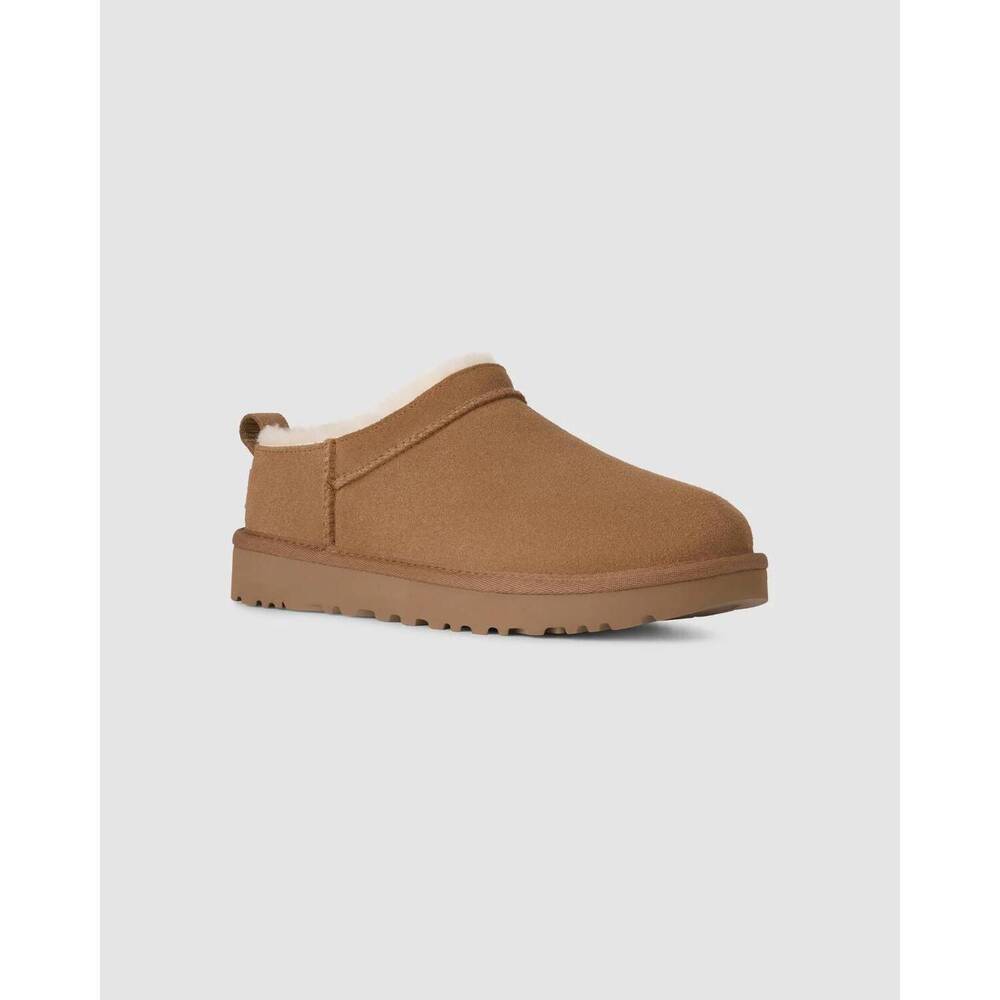 NEW UGG women's classic micro boot in chestnut - Picture 2 of 5